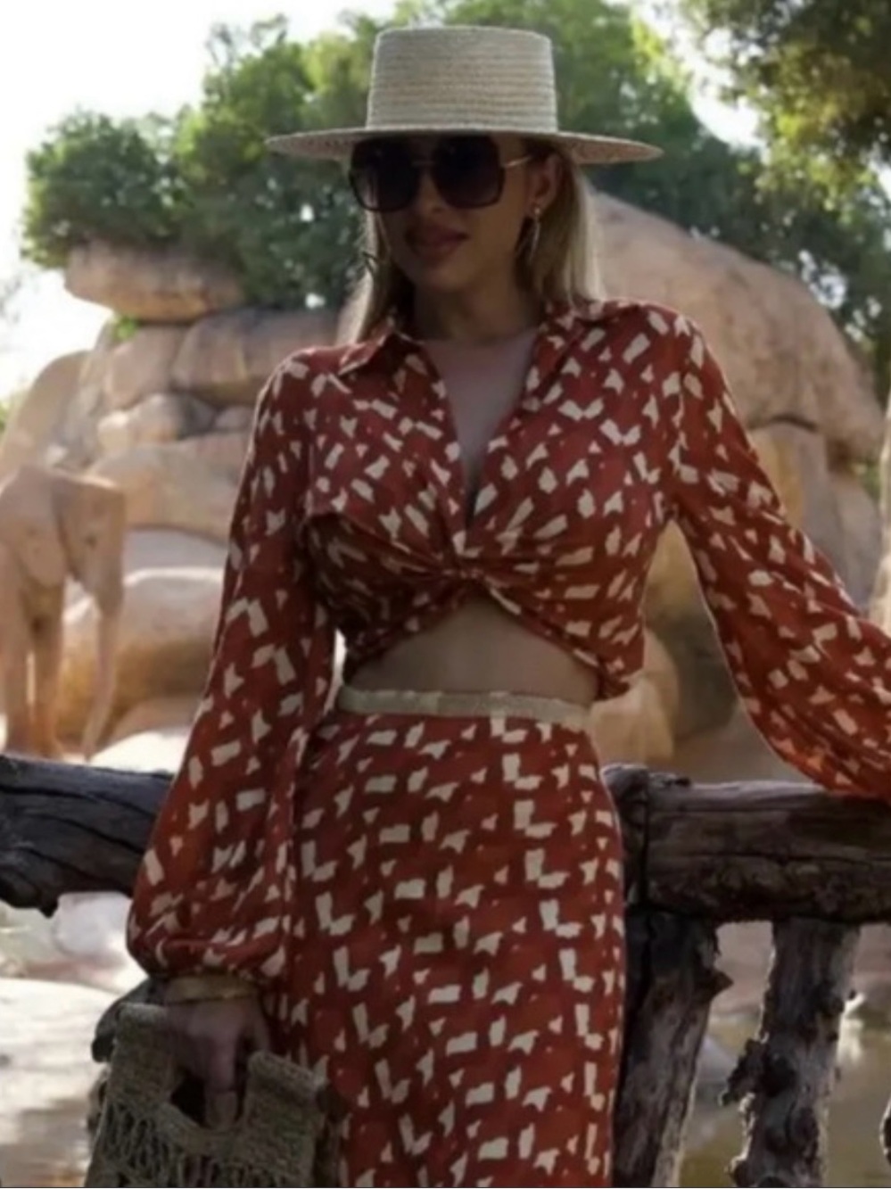 Zara Rust Patterned Button-Front Crop Top - Picture 4 of 15